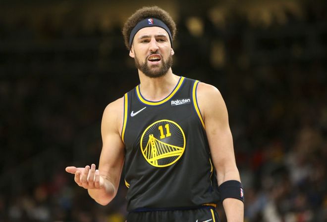 手的一球中 手的一球中