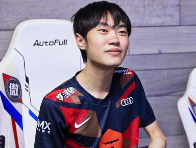 让竞技化内 让竞技化内